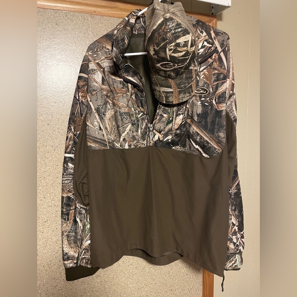 Drake Realtree Max 5 - 3/4 zip pullover with hat.